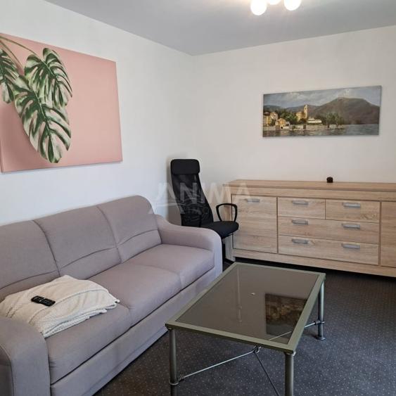 Apartament cu 2 camere semidecomandat, mobilat în Andrei Mureșanu
