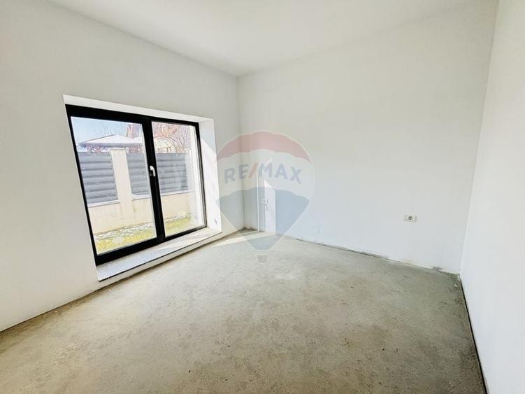 Vilă cu 4 camere de vânzare - 13