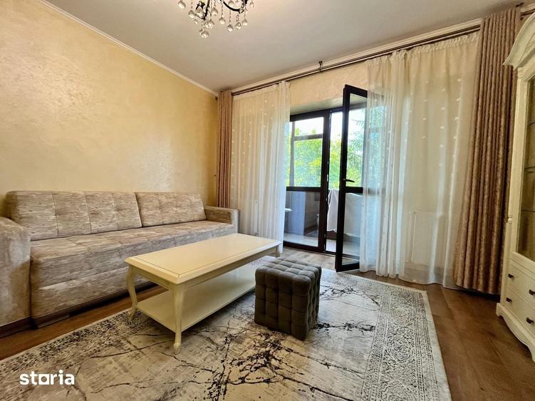 Apartament de vanzare, 2 camere, decomandat, 53 mp, CUG - 10