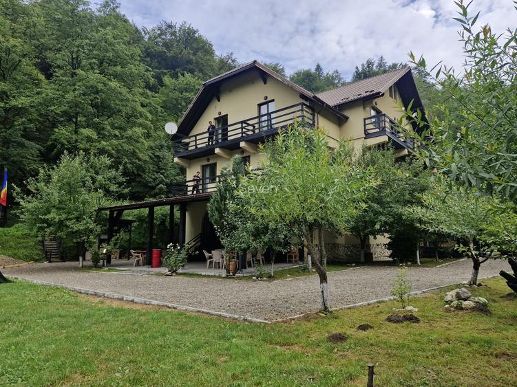 Pensiunea Turistica Cheile Cetatii - Rasnov - 730.000 euro