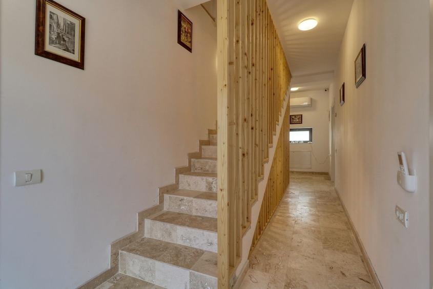 Corbeanca Business Center P+1+M | 19 camere | 400 mp utili/ 8 parcari - 10