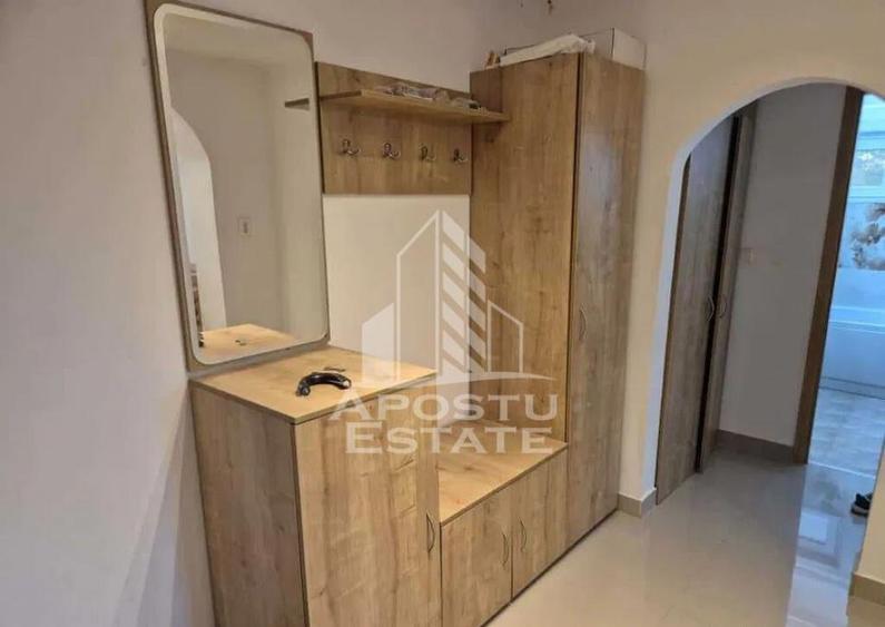 Apartament cu 2 camere, zona Girocului, Centrala Proprie - 1