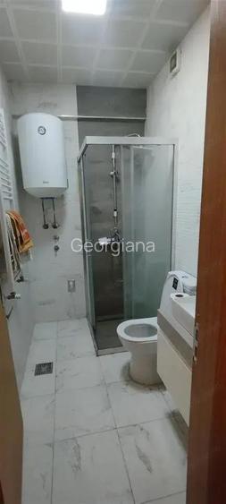 Apartament o camera zona Soarelui