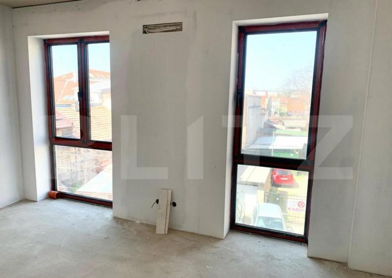 Apartament de vanzare, cu 2 camere, 57 mp, zona ultracentr - 10