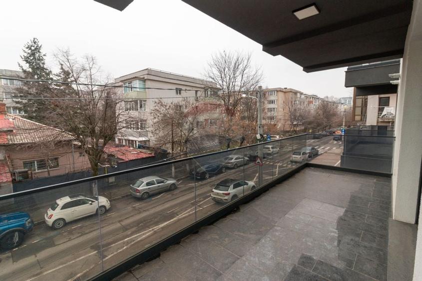 Apartament nou de 3 camere Nemobilat de inchiriat in zona Aviatiei - 11