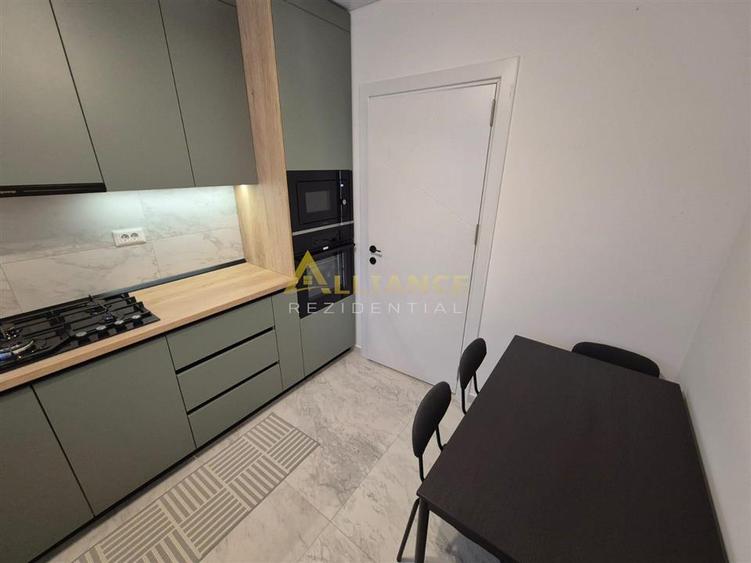 Aparatorii Patriei - Penthouse- 3 Camere -Mobilat - 7