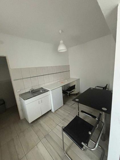 Apartament de vinzare - 3