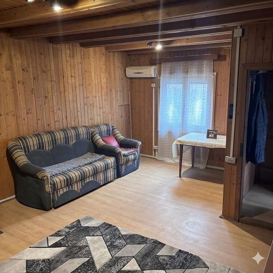 Vand Casa+teren , sat Nuci - 2