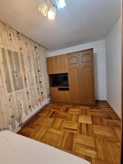 Apartament cu 2 camere nedecomandat în Aradul Nou