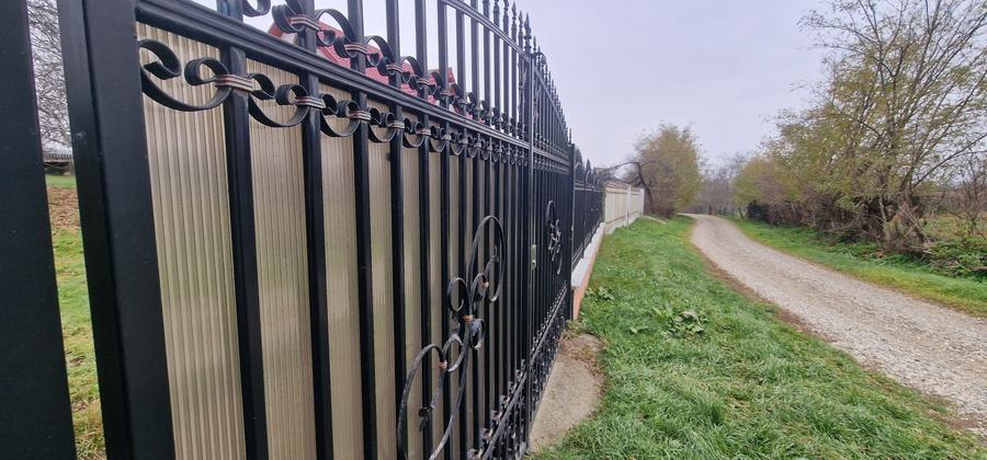 Teren 1.098 mp. cu casa batraneasca Prajesti-Bacau - 5