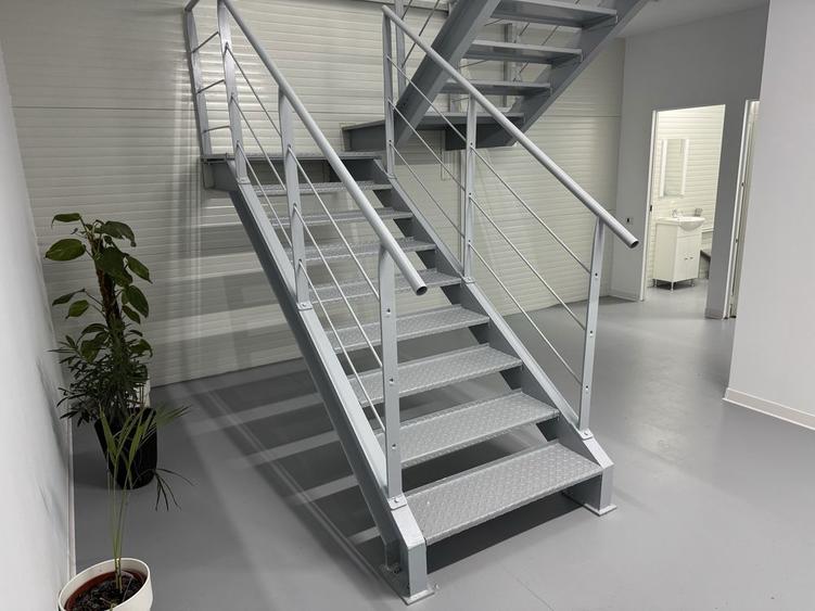 Hala/ spatiu depozitare/ birou - 6