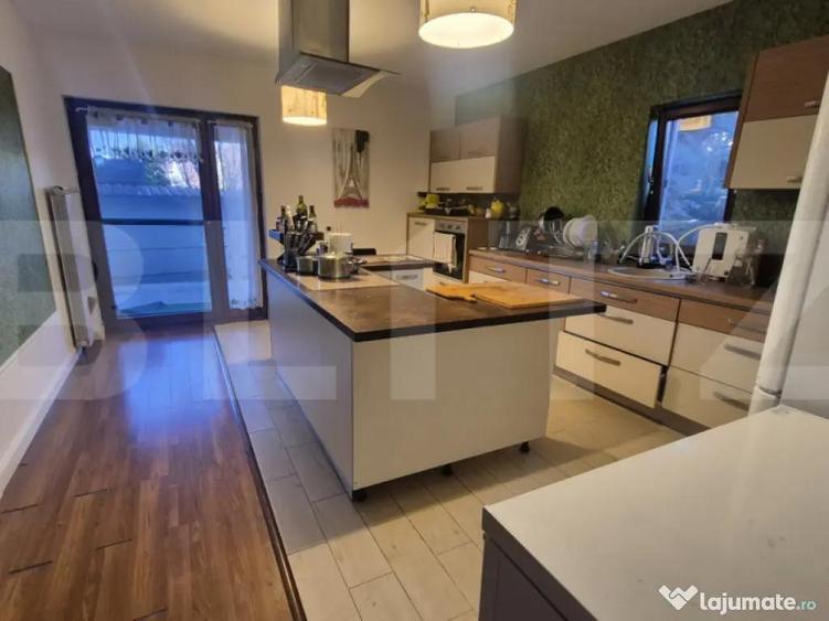 Casa de vanzare, 300 mp, teren 600 mp, zona Bercu Rosu - 13