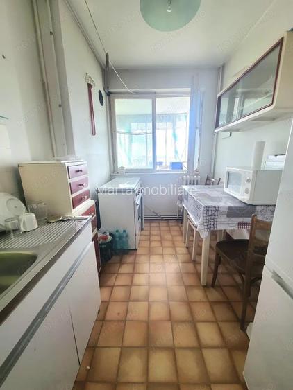 Vand 2 cam Aleea Carpati