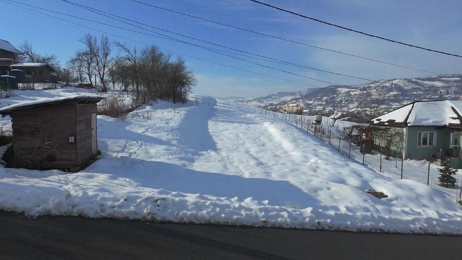 Teren intravilan de vânzare - ideal pentru construcția casei tale! - 3