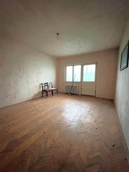Decomandat, 2 camere, sa il renovezi cum vrei - 5