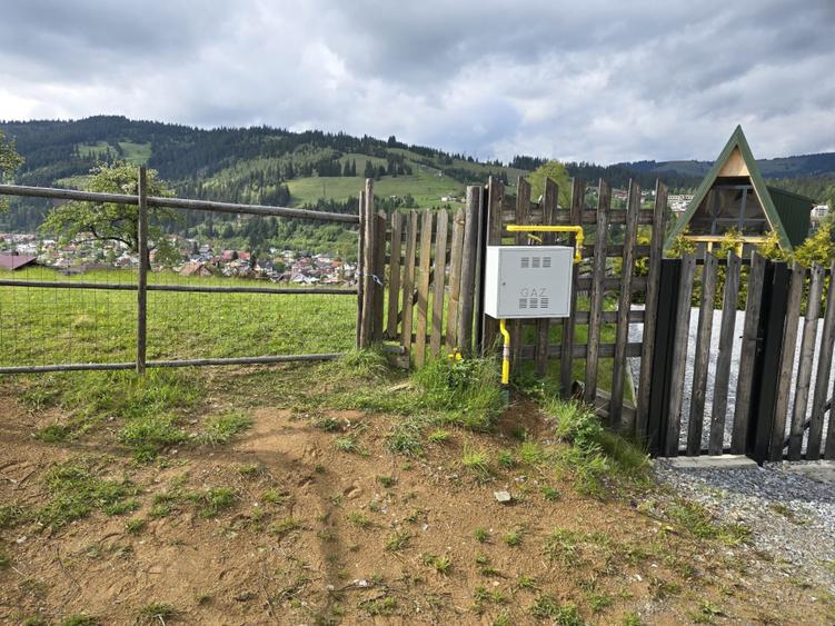 Vanzare teren Strada Telefericului pozitie deosebita - 2
