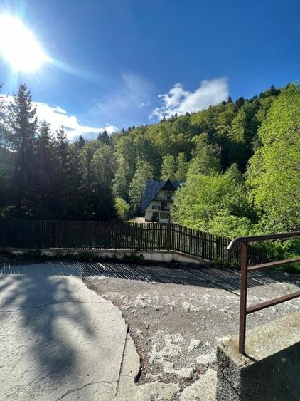 Casa cu teren 2000mp zona Moroieni, pentru pensiune, invenstitie - 4