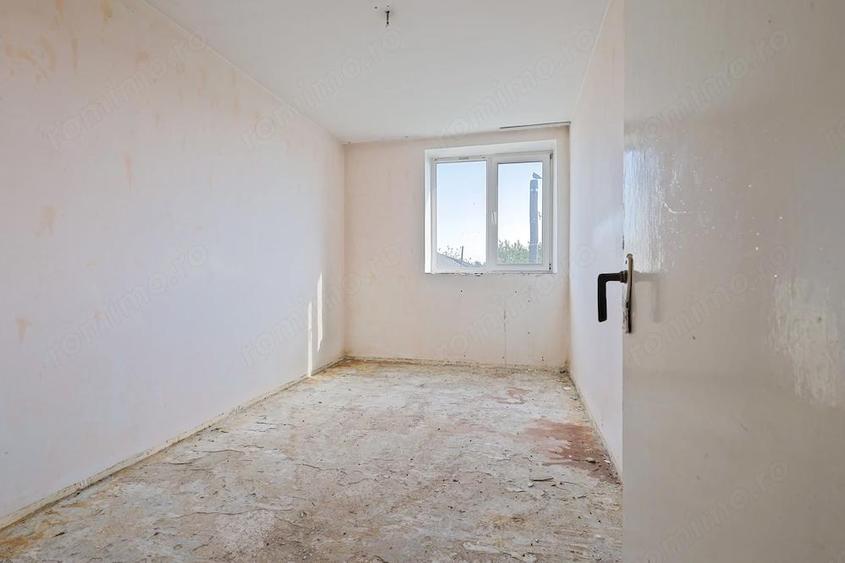 Apartament 3 camere de vanzare 23 August, Constan?a | Suprafa?a generoasa, 4km de plaja - 6