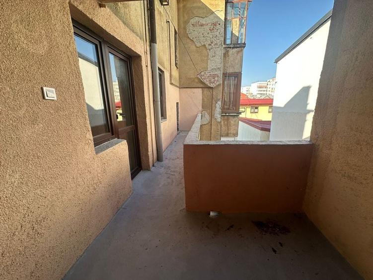 Apartament 4 camere Mihalache 1 Mai Victoriei - 14