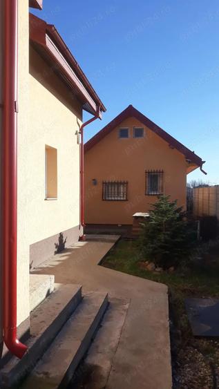 Vila individuala deosebita Bragadiru P+M, +2 constructii, teren 800 mp - 10