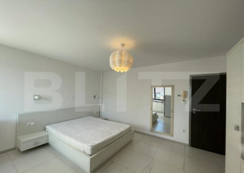 Garsoniera tip studio, 30 mp,imobil nou, zona strazii G.V.Bi - 7