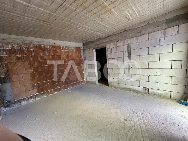 Proiect de investitie imobiliara format din 6 studiouri Orasul de Jos - 2