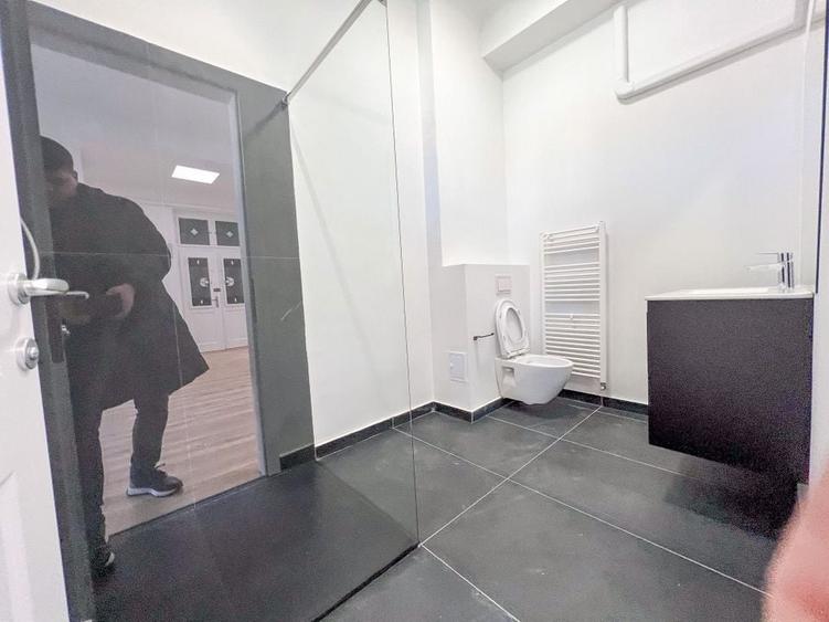 Spațiu Birou, 105 mp, Finisaje Noi, Centru, Calea Dorobanților - 9