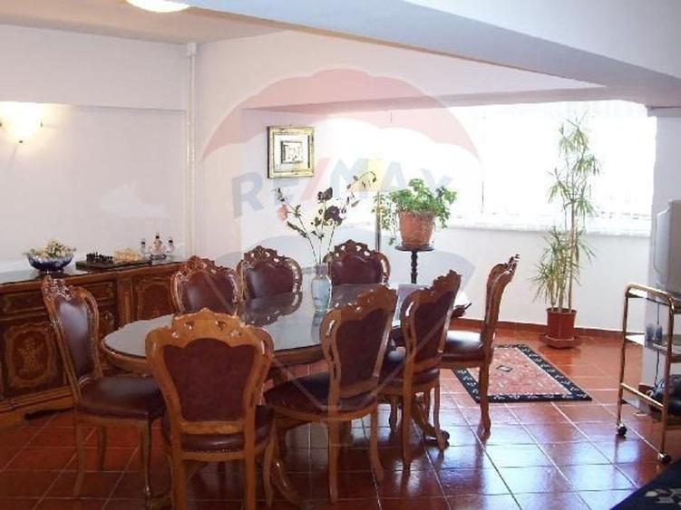 INCHIRIERE /Apartament premium cu 3 camere |/30 mp /Bd. Unirii 61 - 1