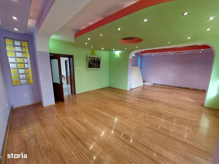 COMISION 0 Casa 300 mp ut. 361 mp teren, 5 camere, Targoviste, Micro 5 - 11