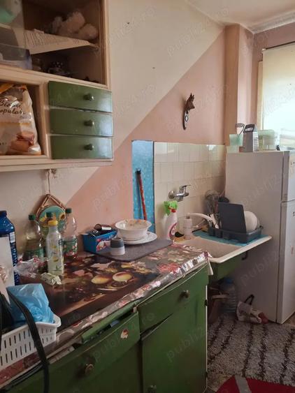 Vand apartament 2 camere Etaj 3 - 1