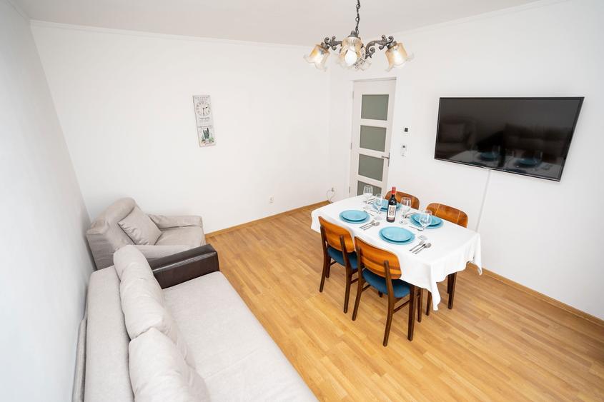 CENTRU Capitol Spital | 3 cam-2 Bai | Centrala | flexibil: 1 - 3 luni - 6