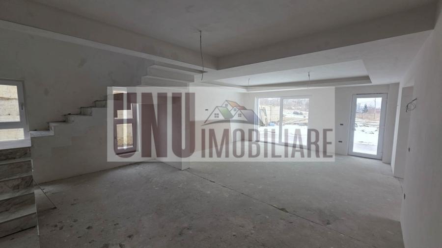 Casa,Bucium-sos Barnova, 200 mp utili,4 dormitoare,4 bai - 12