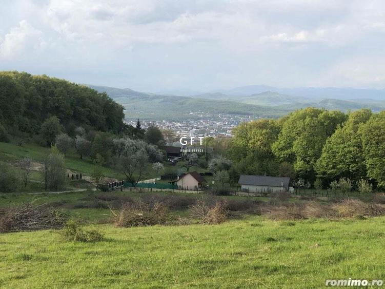 Teren , sub liziera padurii. Str. Tabara, 7 min. de Centru Pietonal - 4