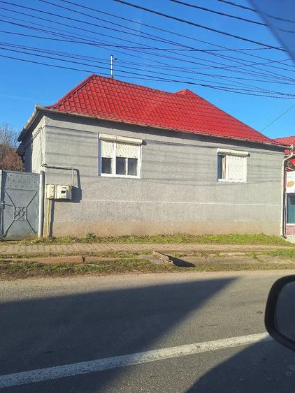 Casă cu Teren 400 Mp în Daneș