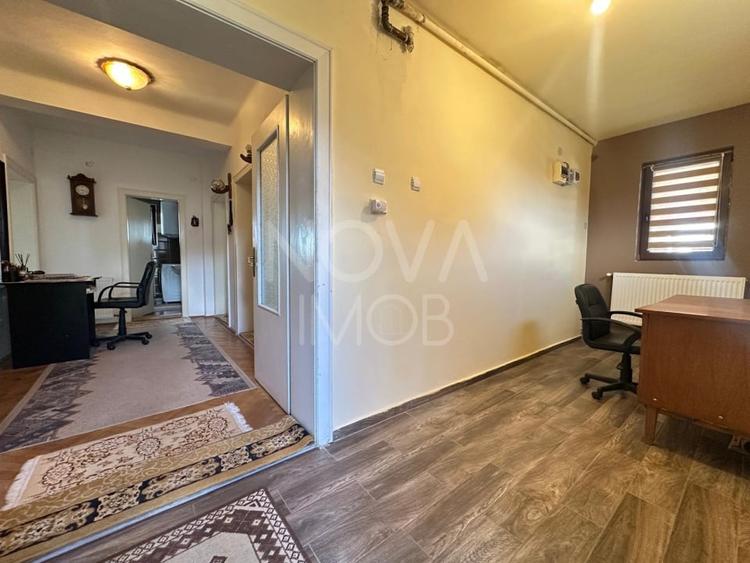 Casa cu deschidere la 2 strazi - Zona Calea Poplacii - 15