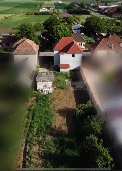 Casa de vanzare Livada de Bihor Accept la schimb apartament + diferenta - 7