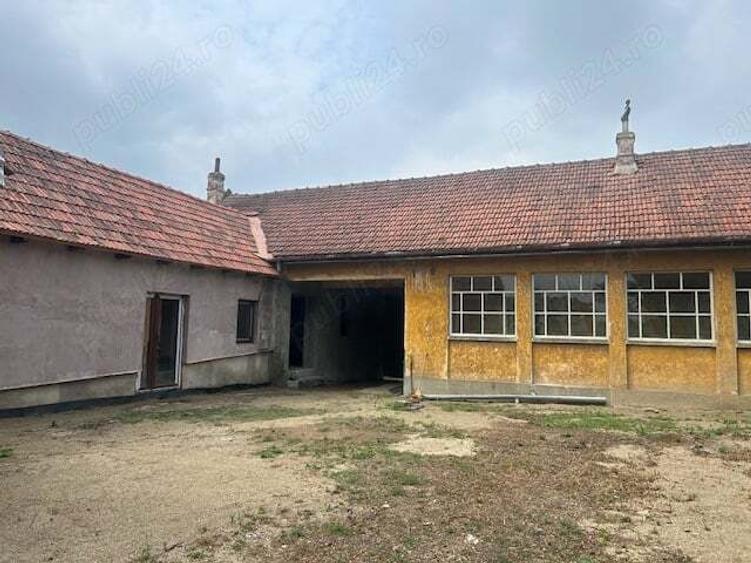 Casa de vanzare si teren aferent direct de la propietar, 2160 m comuna Balint, judet Timis! - 1