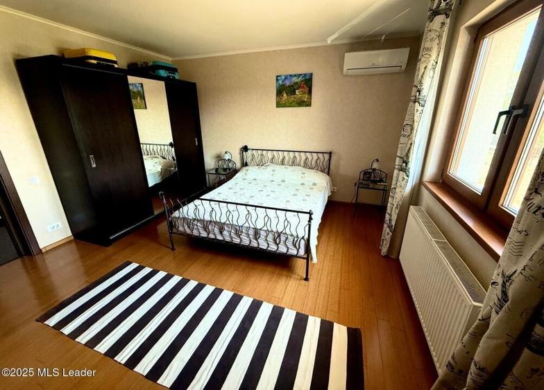 Casa Mogosoaia cu livada, crama si terasa - 24