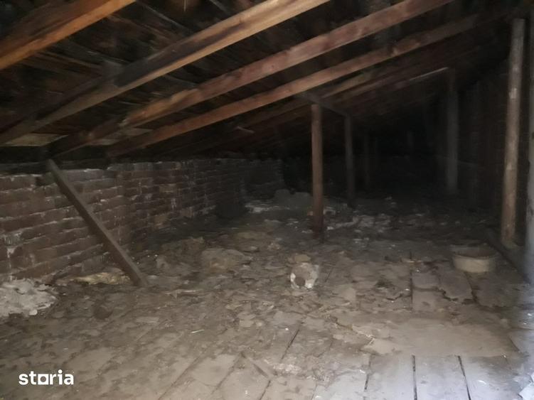 Apartament cu 3 camere în Armeneasca