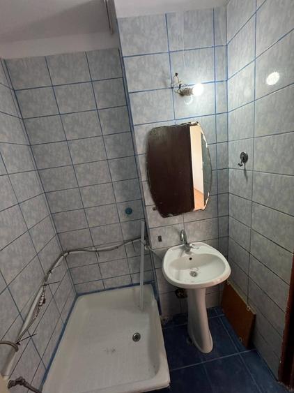 Vand apartament cu 4 camere, 2 bai, bucatarie , living si balcon - 3