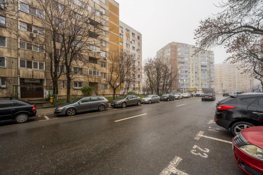 Apartament 3 camere decomandat, cu centrala proprie, bloc 1983 - 18