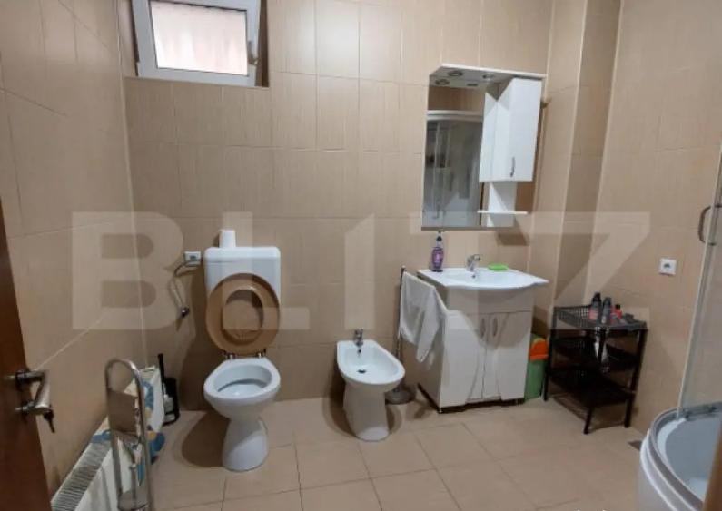 Casa/Spatiu Comercial, 620 mp, pe 3 nivele: demisol, parter, - 15