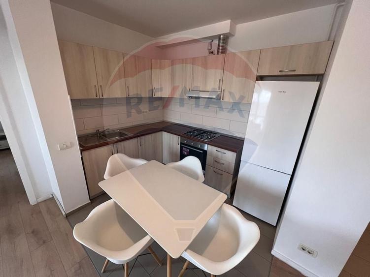 DE INCHIRIART - Apartament 2 camere Green Vista - Școala Americana - 10