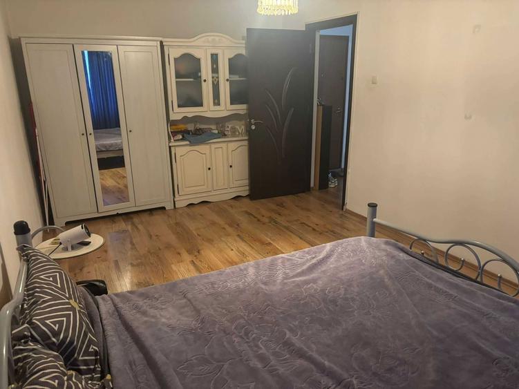 Dristor 2 Camere Decomandat 5/8 - 12