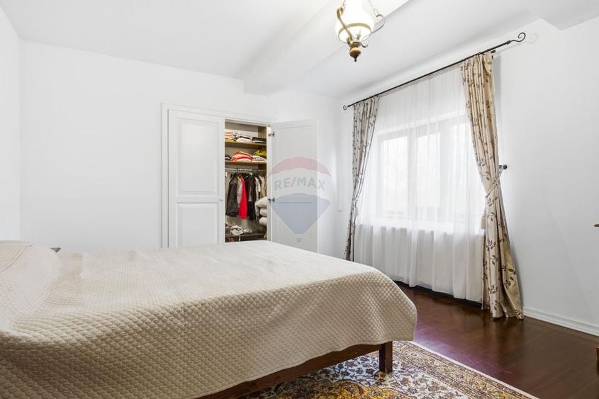 Casa/Vila de Vanzare cu 5 camere,  Teren 757mp - Iasi - Hlincea - 13