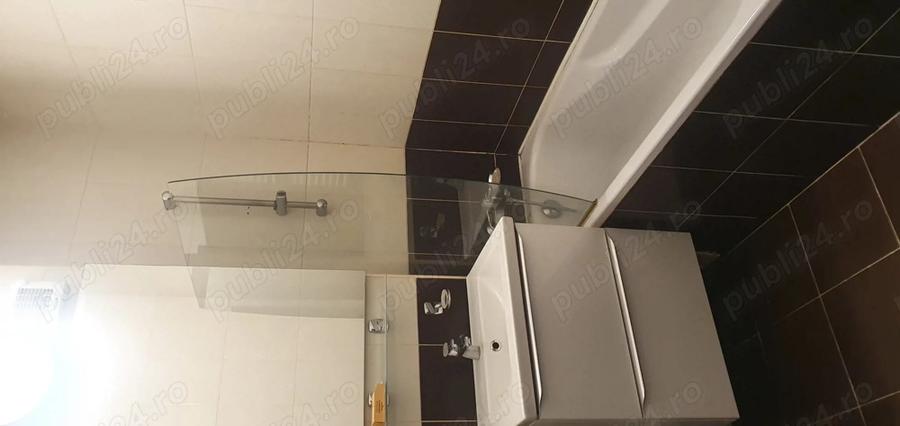 Apartament central cu 2 camere si garaj - 1