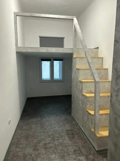 Spațiu comercial, de 25 mp, în P-ța Maria