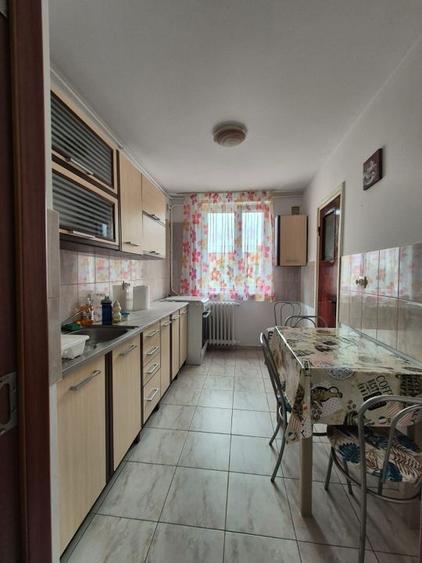 Apartament 3 camere Auchan Titan (vanzare sau Inchiriere) - 8