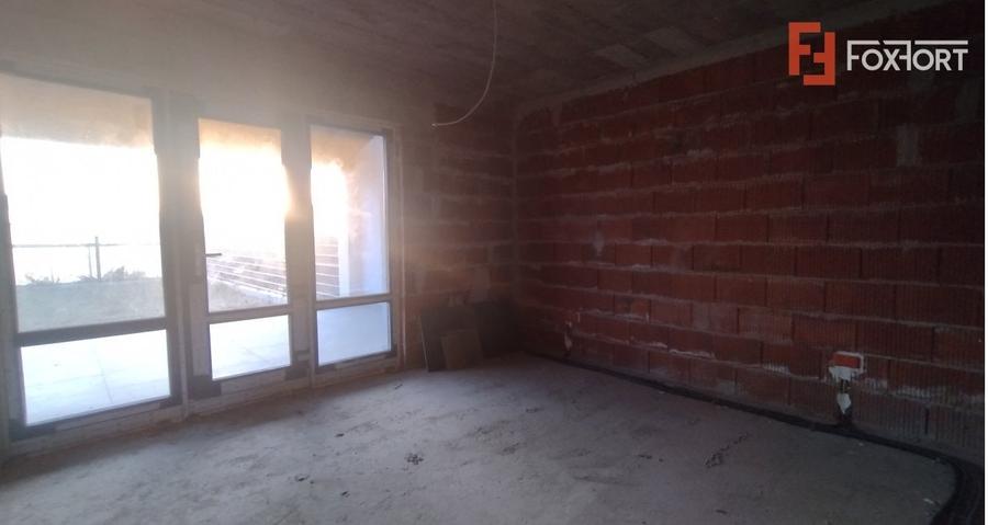 Duplex 5 camere, Becicherecu Mic - Garaj, terasa, Interior la Rosu - 8