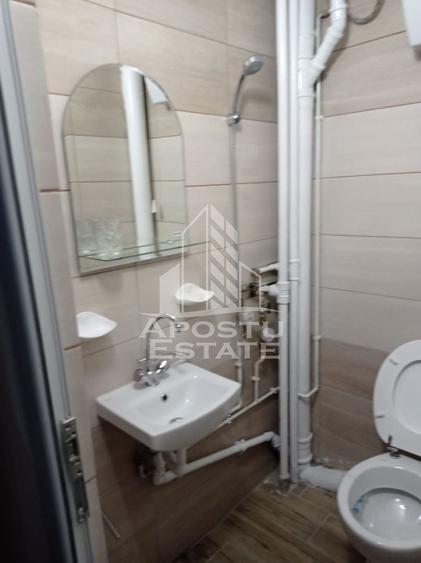 Garsoniera  renovata, 12 mp cu baie proprie, etajul 1, zona Sagului - 3